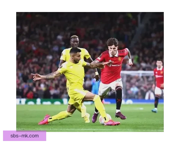 曼联新星加纳乔荣膺年度最佳球员 展现无限潜力与成长